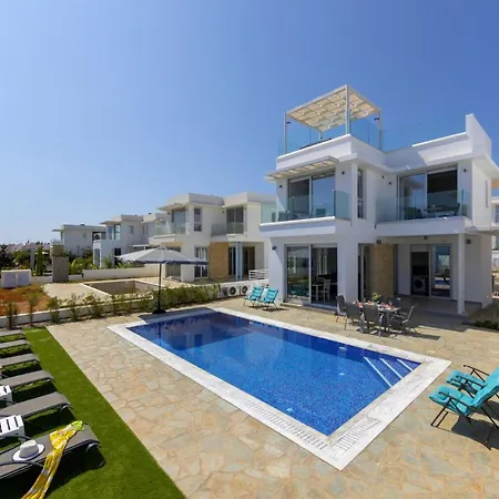 Βίλα You And Your Family Will Love This In Protaras, 1521