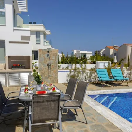 Βίλα You And Your Family Will Love This In Protaras, 1521 *