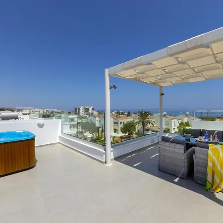 You And Your Family Will Love This In Protaras, 1521 *