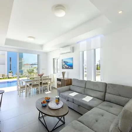 You And Your Family Will Love This In Protaras, 1521 Villa *