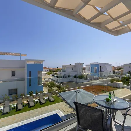 You And Your Family Will Love This In Protaras, 1521 Villa